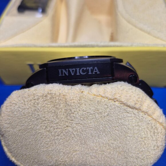 Invicta Chronograph Watch - Picture 6 of 6